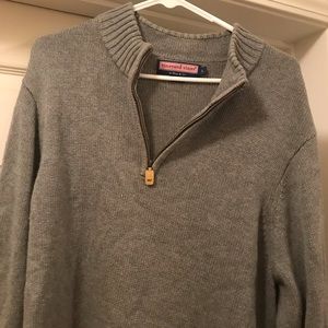 Vineyard Vines sweater